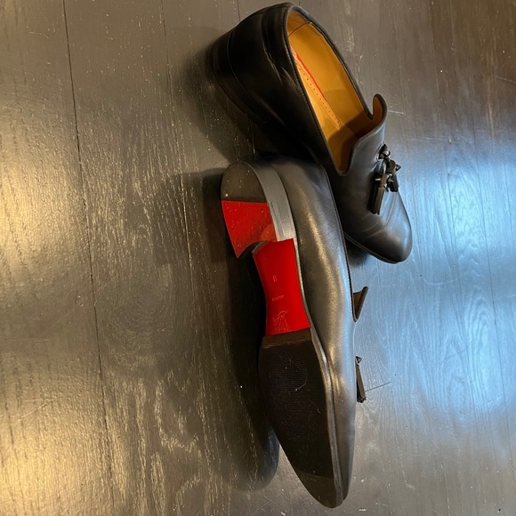 Louboutin Dandelion Tassel Flat - Picture 2 of 5